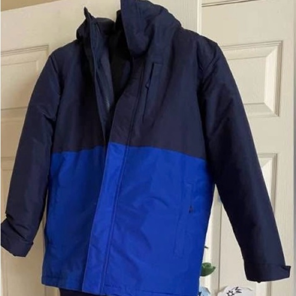 Brand new Boy’s size 14 Children’s Place Two-Tone BlueJacket